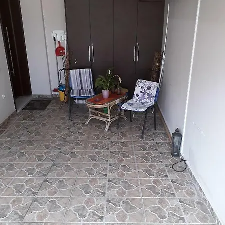 Modern House Elli * 卡拉马塔